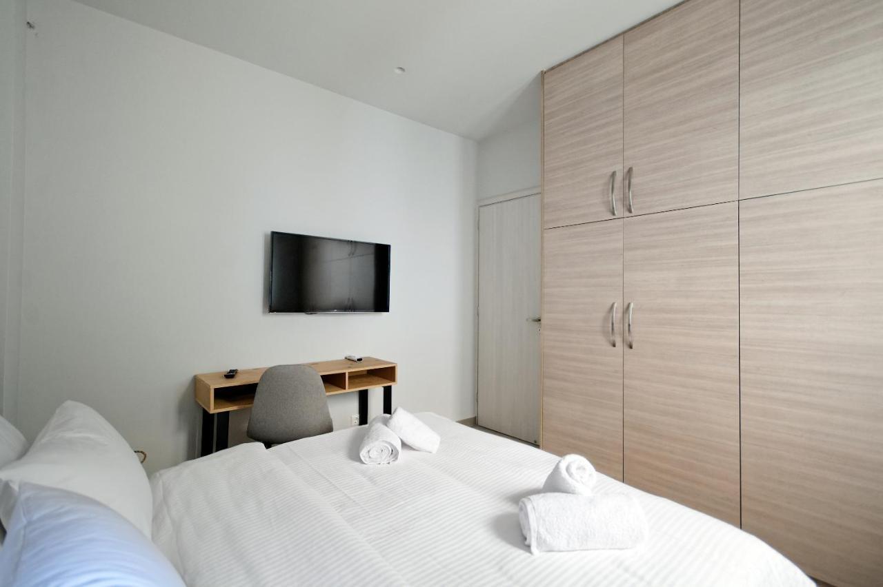 Poseidon Aparthotel 3*